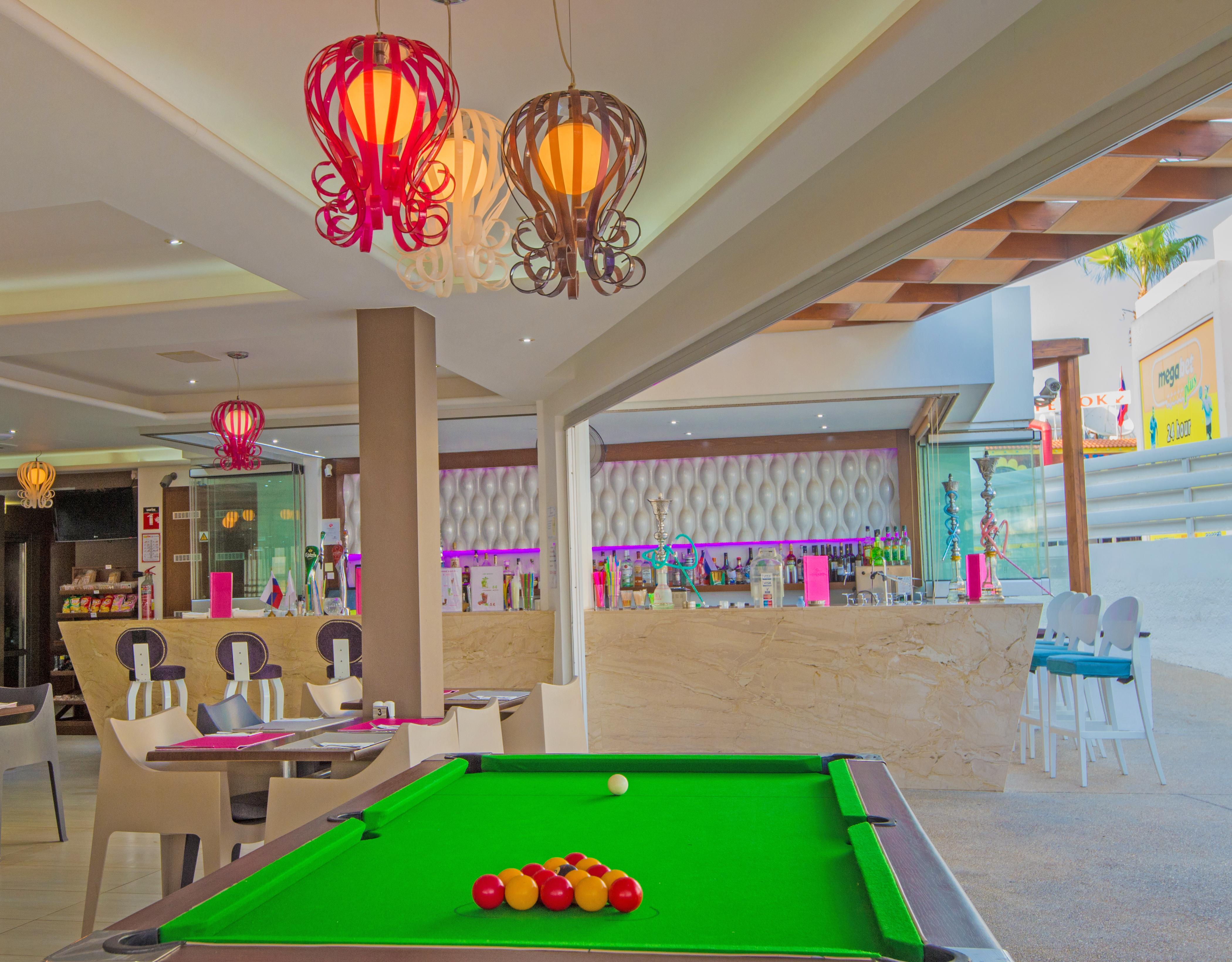 New Famagusta Hotel & Suites Ayia Napa Esterno foto