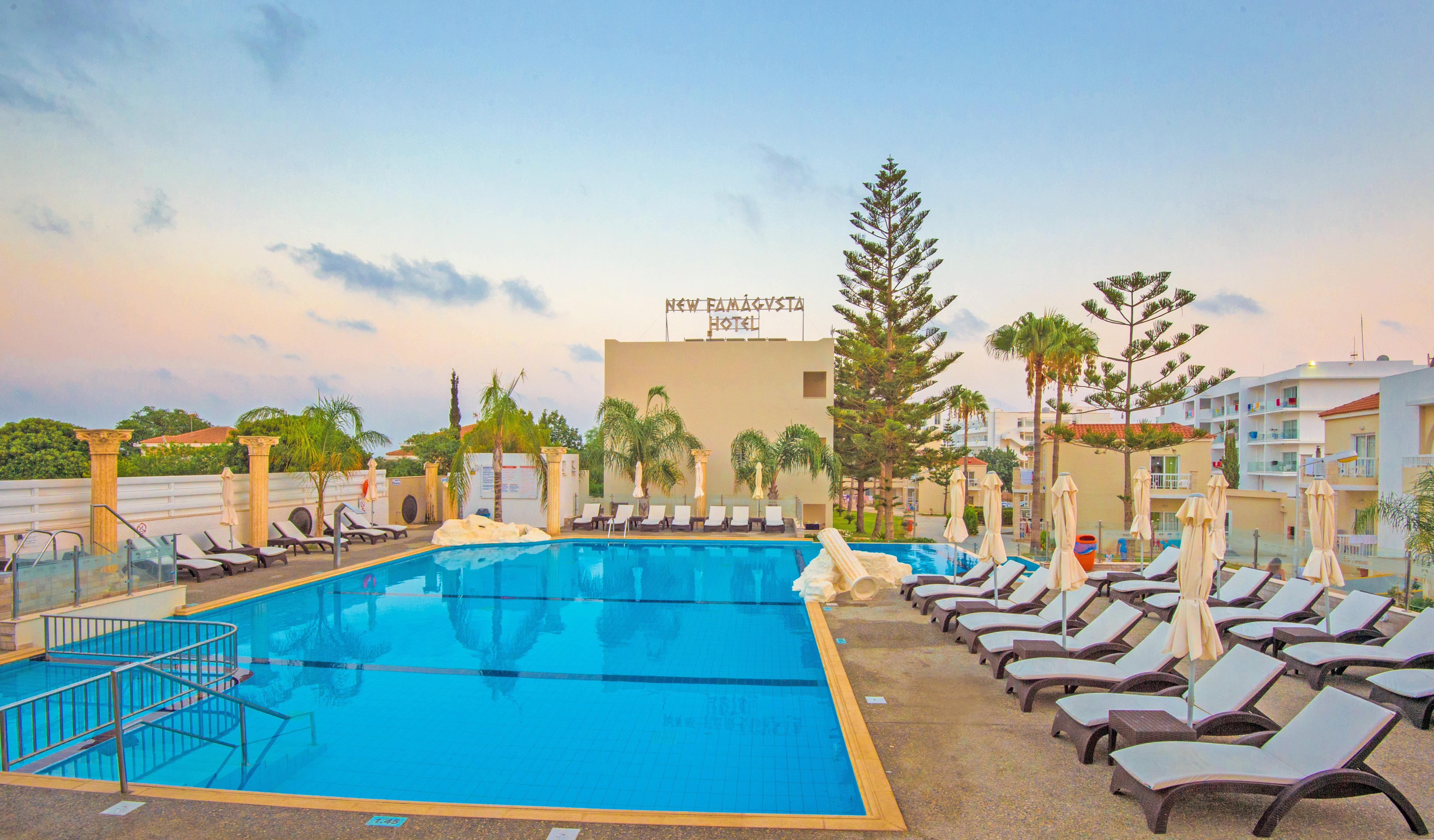 New Famagusta Hotel & Suites Ayia Napa Esterno foto