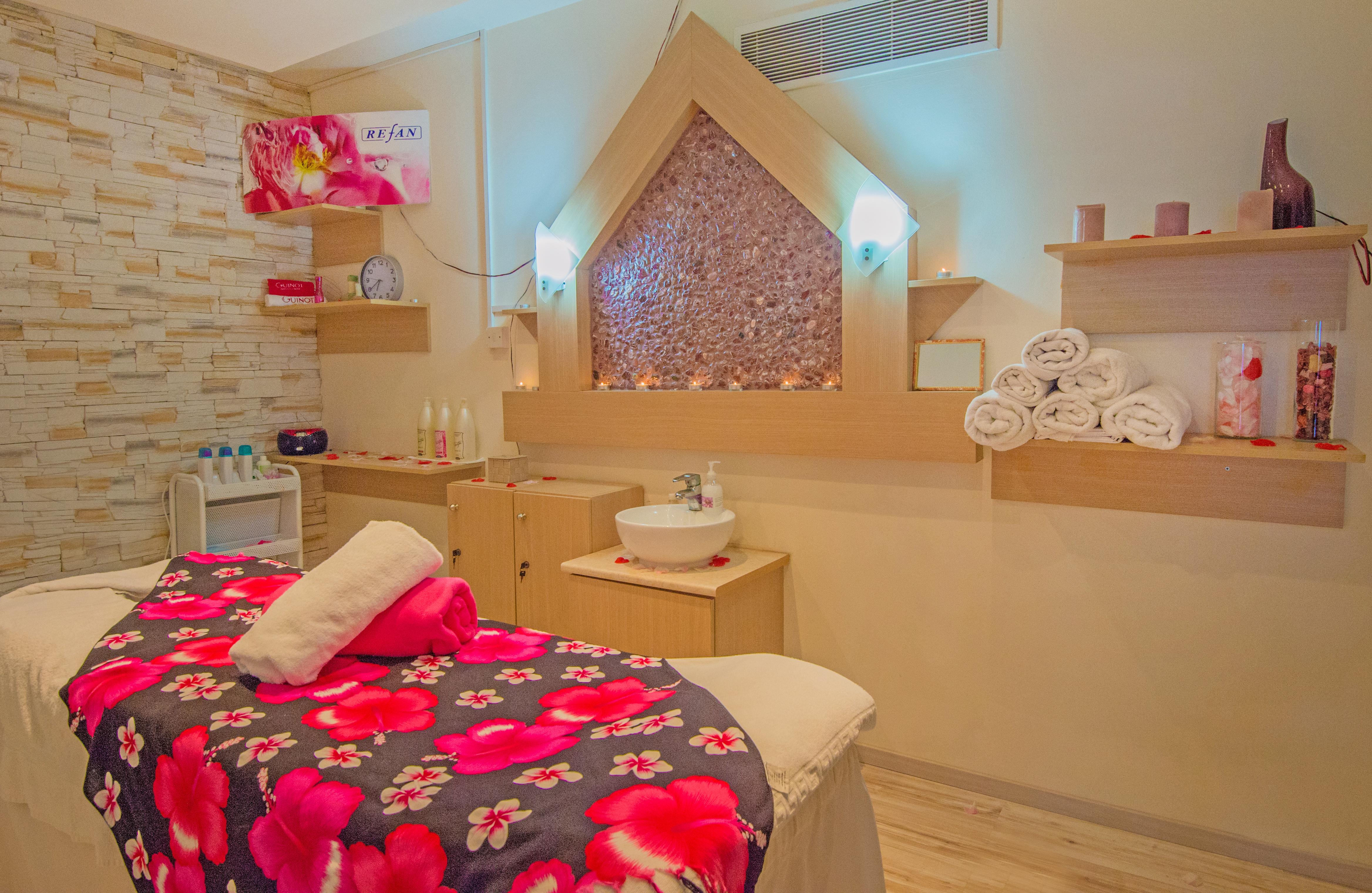New Famagusta Hotel & Suites Ayia Napa Esterno foto