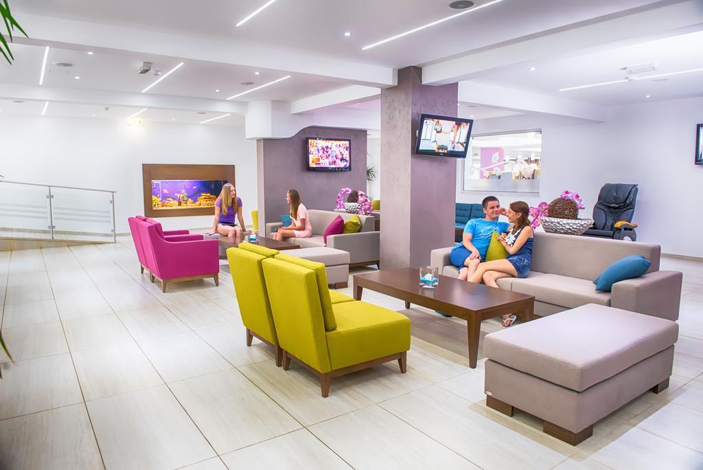New Famagusta Hotel & Suites Ayia Napa Esterno foto